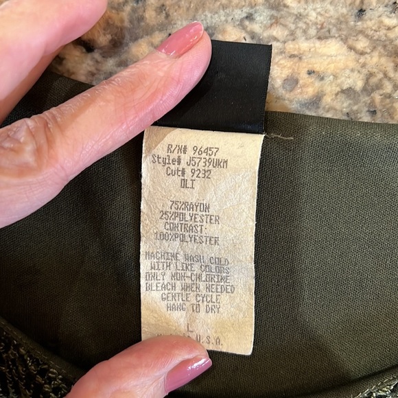 Studio Y Top - Picture 6 of 6